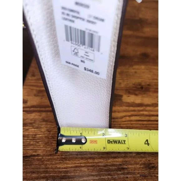 Michael Kors Mercer Extra Small Pebbled Leather Crossbody Bag Cream Minimalist - Picture 8 of 10